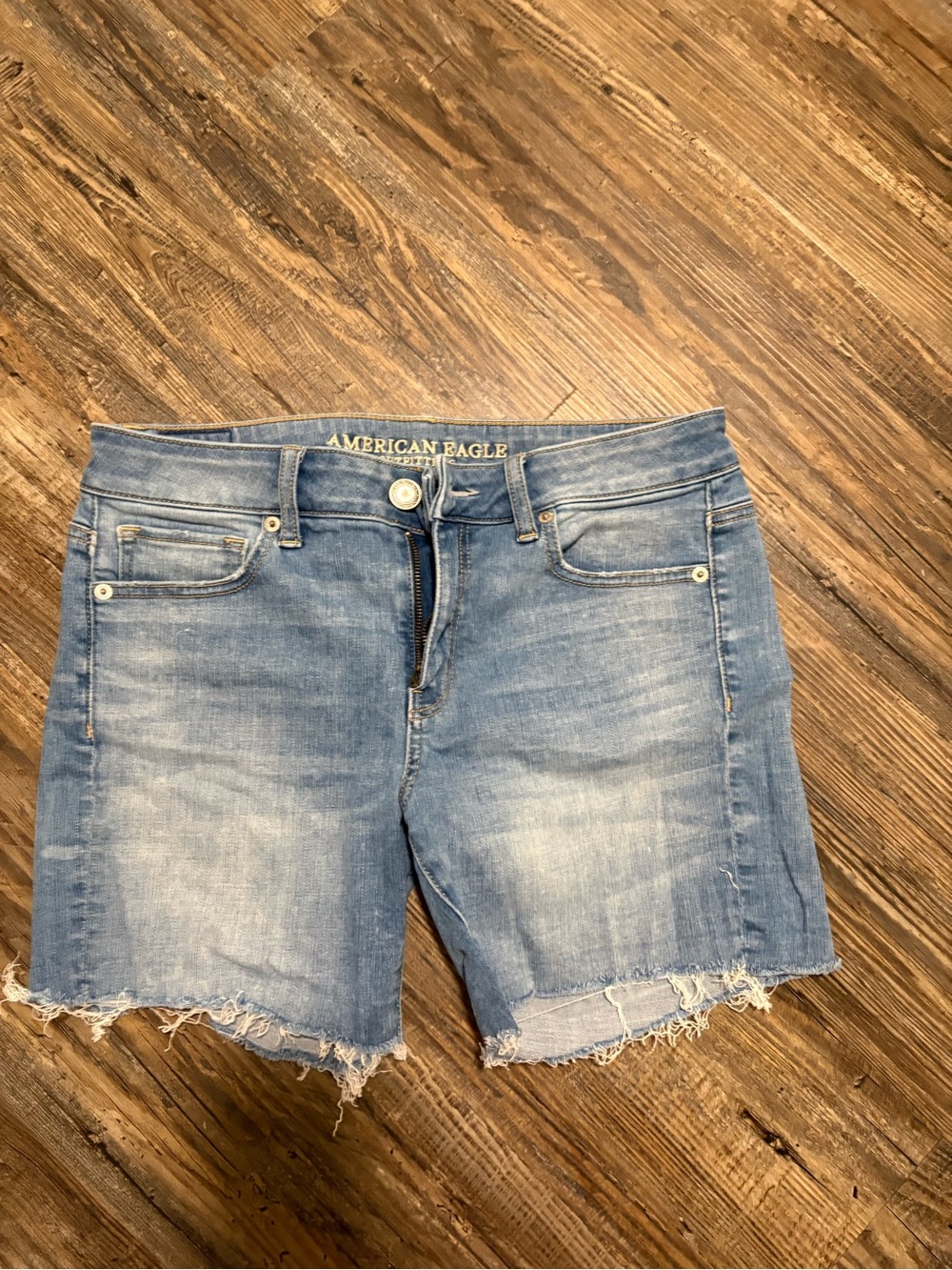 American Eagle Women’s Jean Shorts $13.00 Size 8
